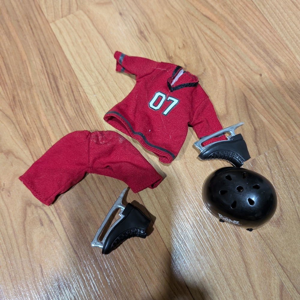 Bratz Doll Clothes Hockey Cloe Red Athletic Play Outfit with Helmet and Skates